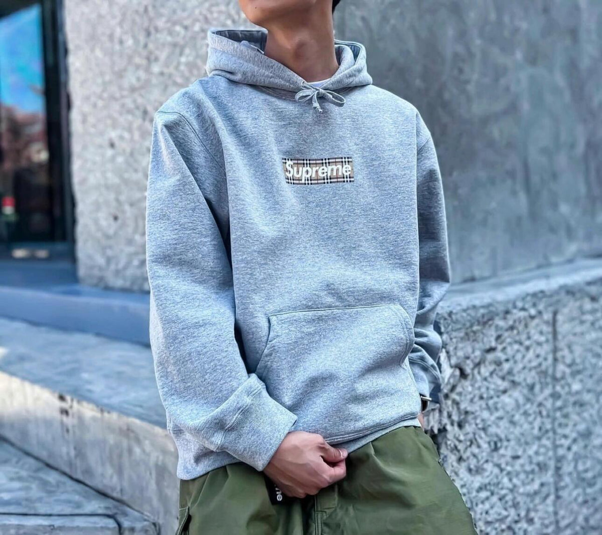 Supreme x Burberry スウェットシャツ