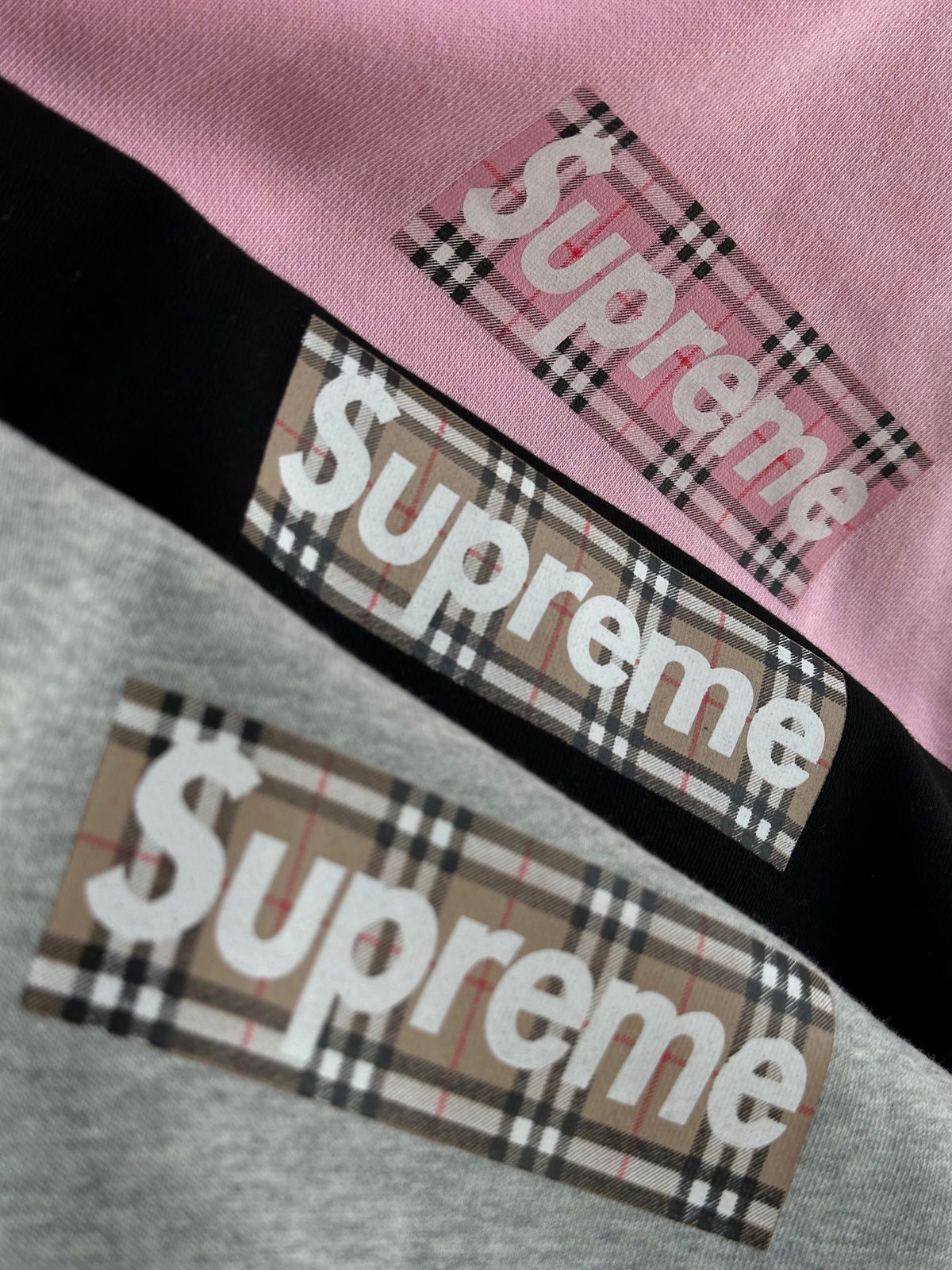 Supreme x Burberry スウェットシャツ
