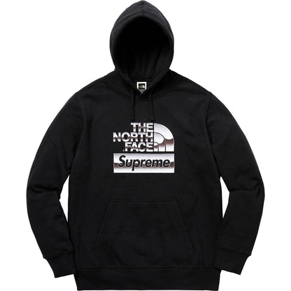 Supreme®/The North Face® 18FW メタリックロゴ フード付きスウェットシャツ