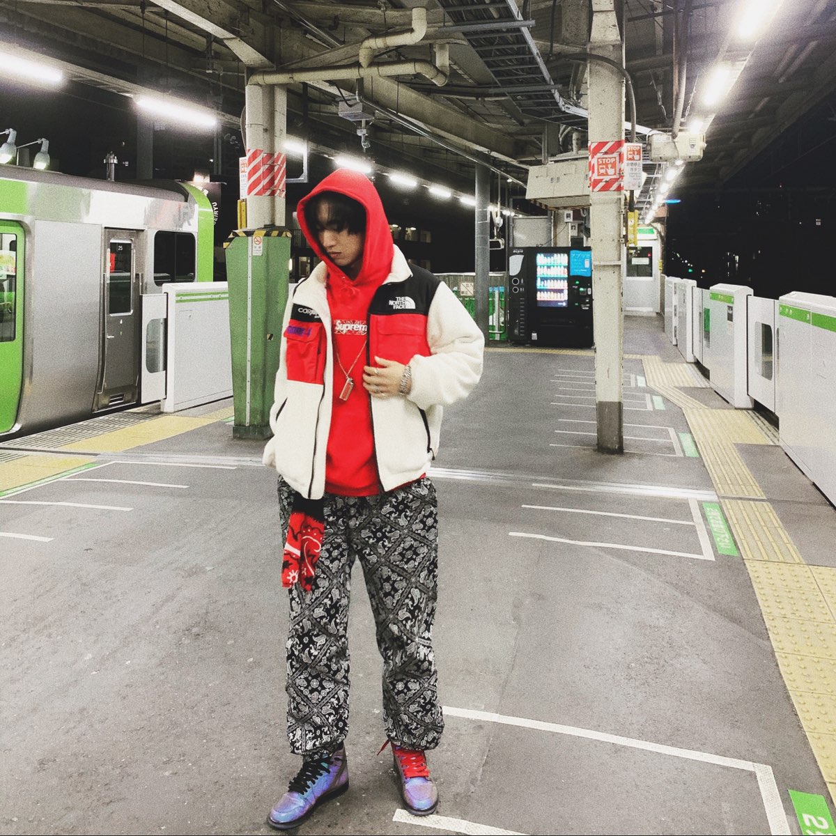Supreme 19FW Bandana Box Logo Hooded Sweatshirt