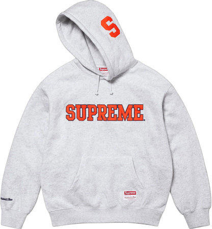 Supreme®/Mitchell & Ness® NCAA フード付きスウェットシャツ